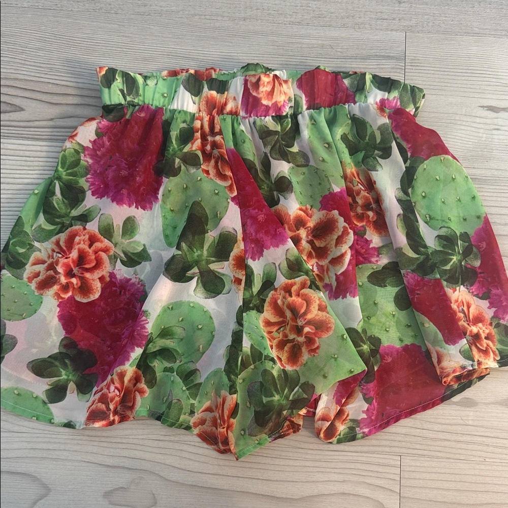 Show Me Your MuMu Carlos Swing Shorts - Picture 2 of 3